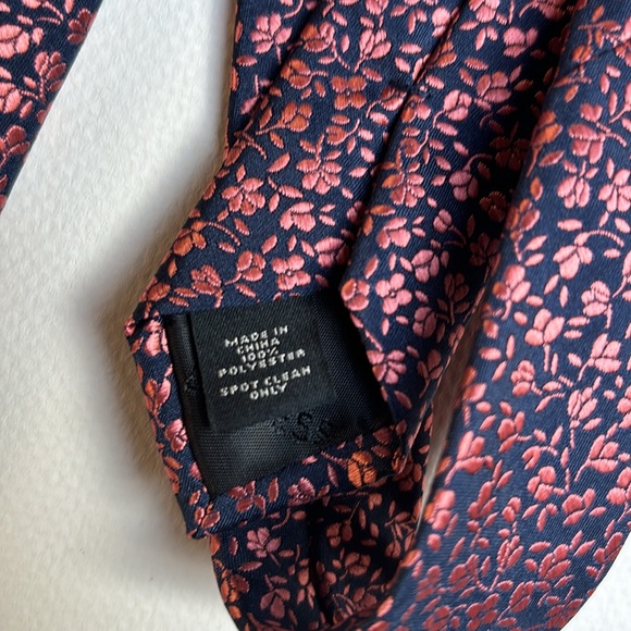 Express tie - Picture 2 of 4